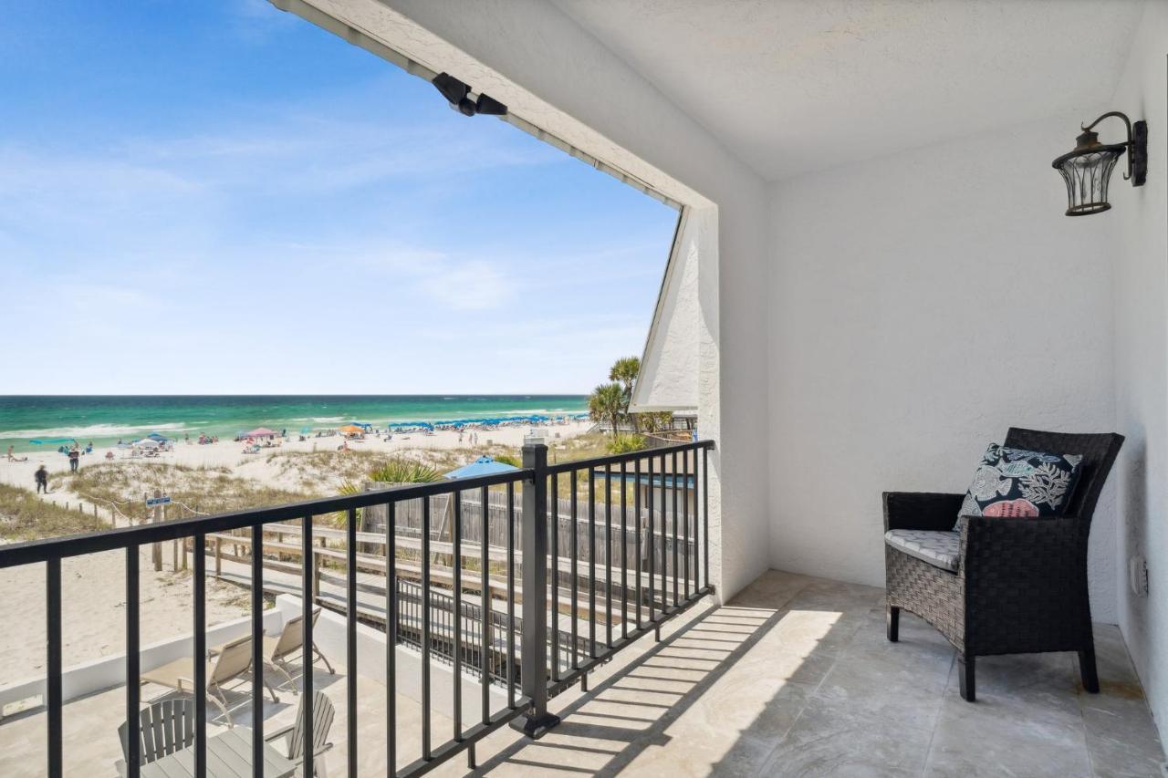 Dolphin View At 8629 Surf Drive By Nautical Holiday home *
